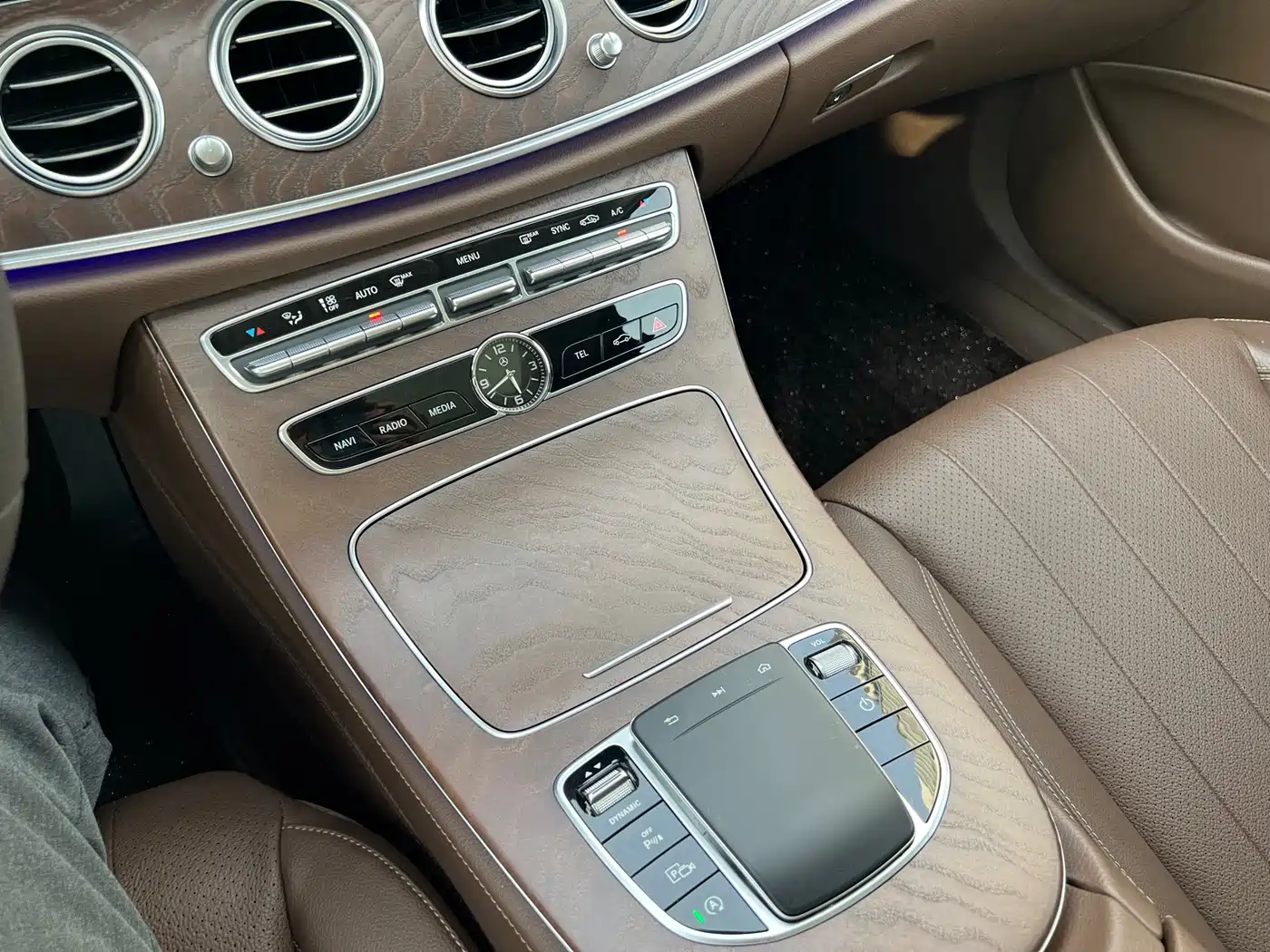 Mercedes-Benz E-Class 2020 Facelift E 300 L Fashion фото 12