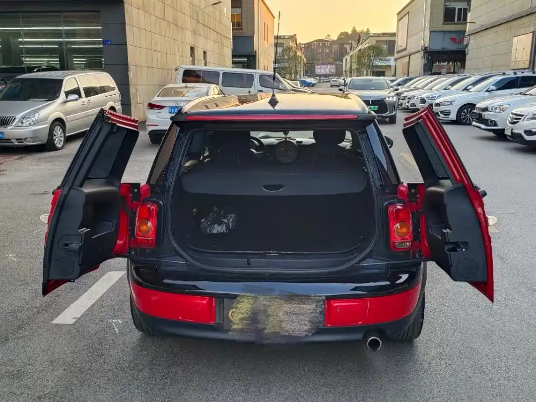 MINI CLUBMAN 2010 2010 1.6L COOPER Cheer