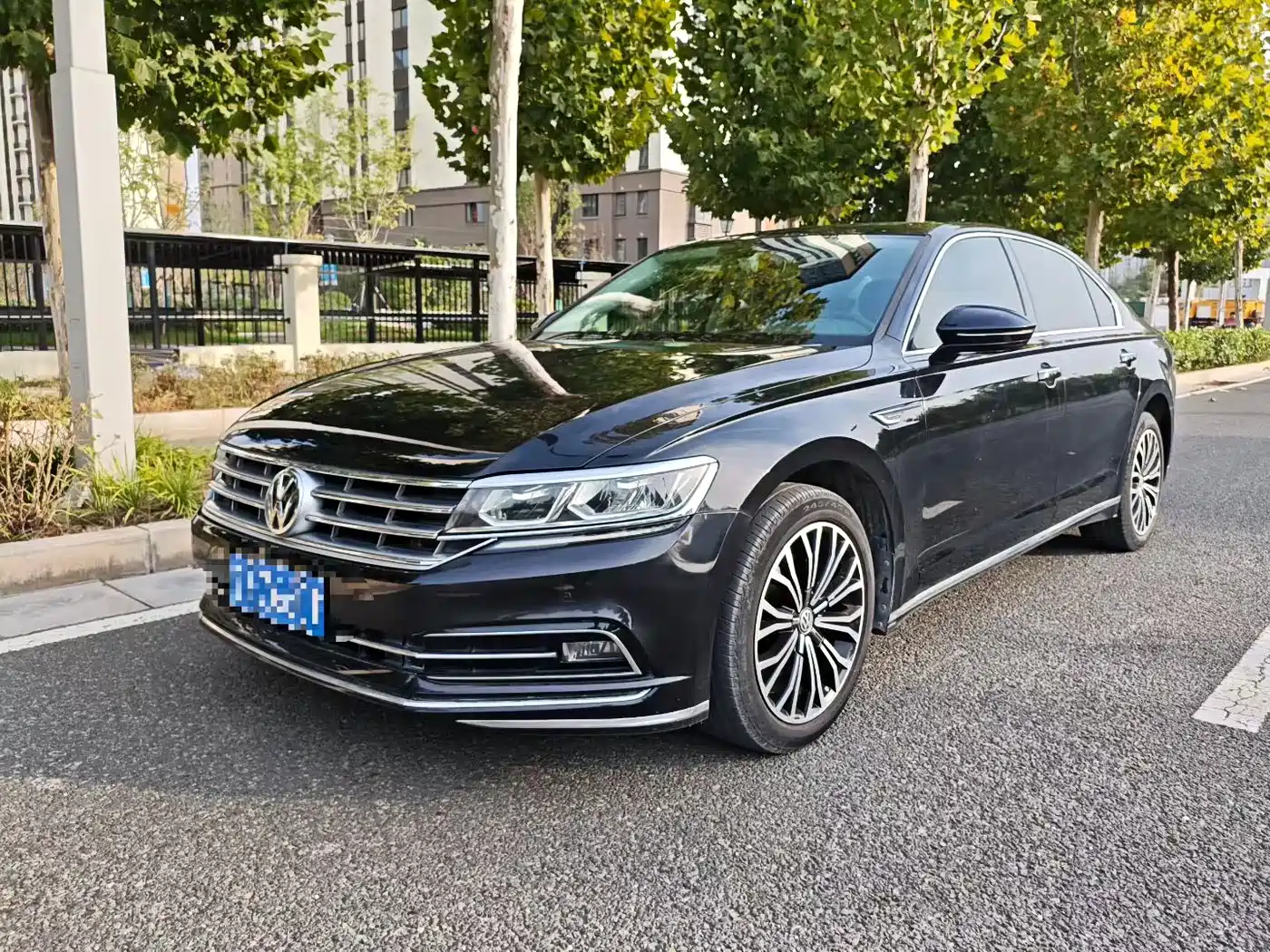 Volkswagen Phideon 2018 — пригон из Китая