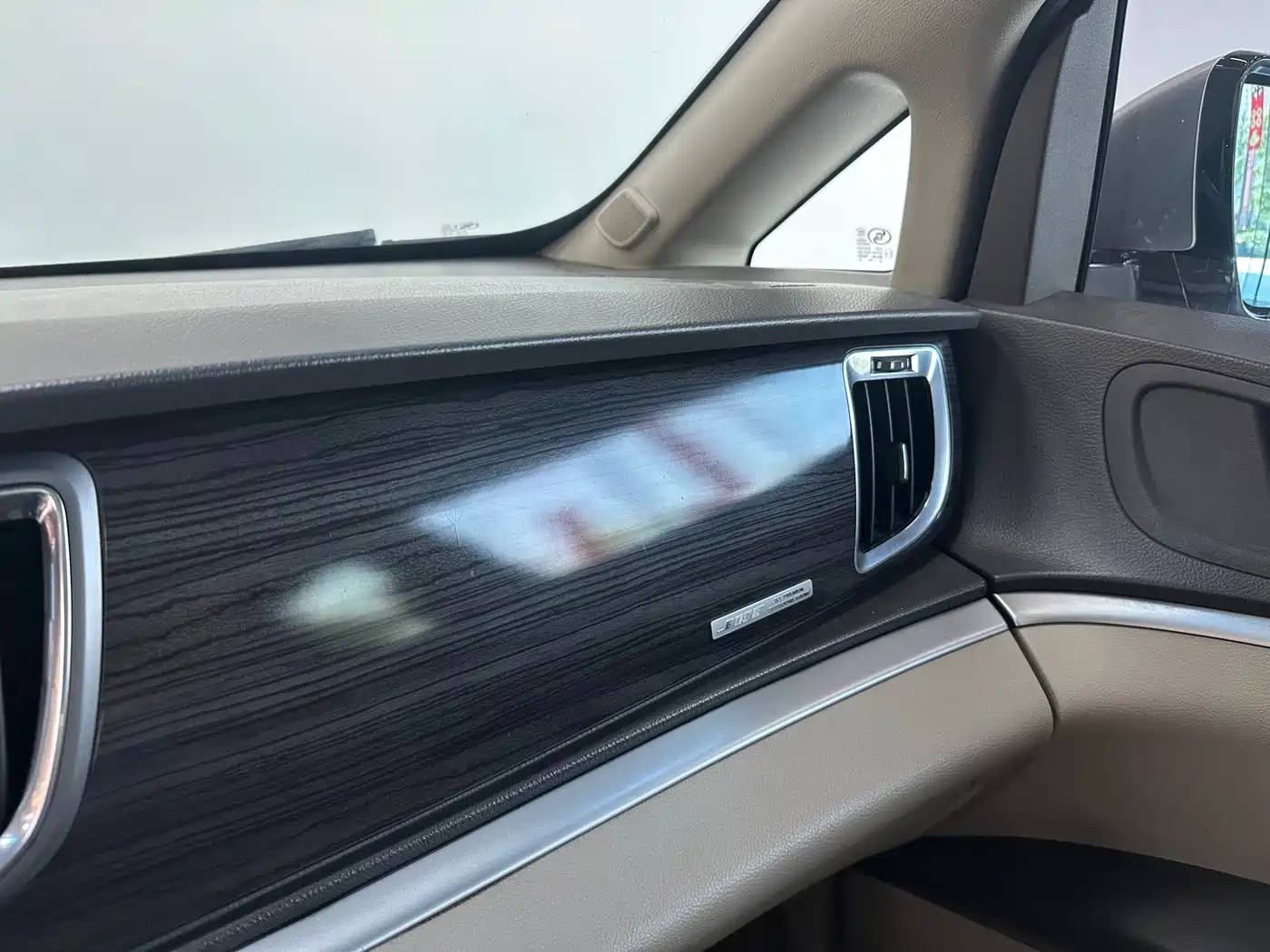 Buick GL8 2011 2011 3.0L XT Luxury Business Flagship