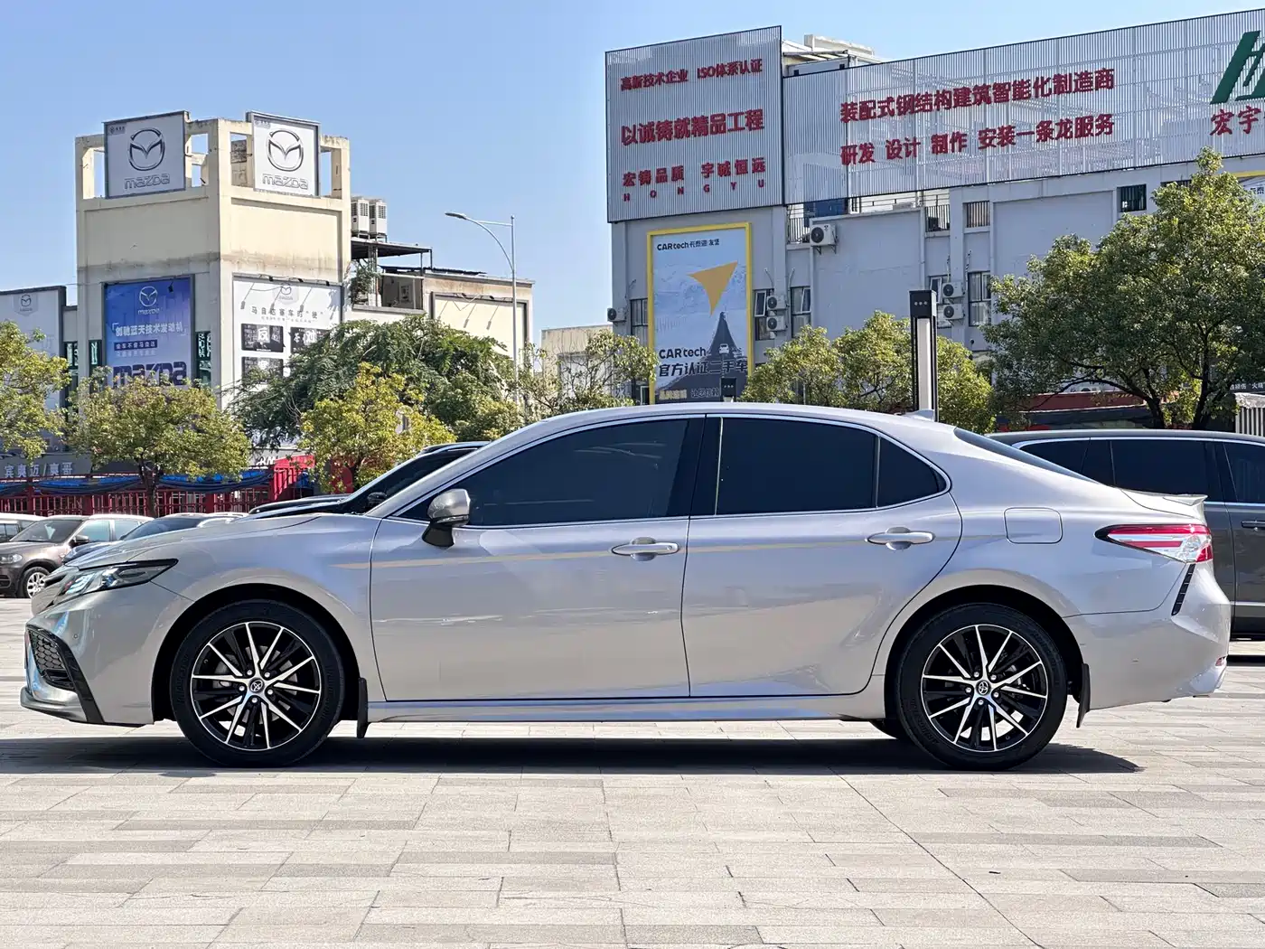 Toyota Camry 2021 2.5S Feng Shang Edition фото 6