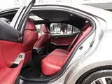 Фото 10 - Lexus IS
