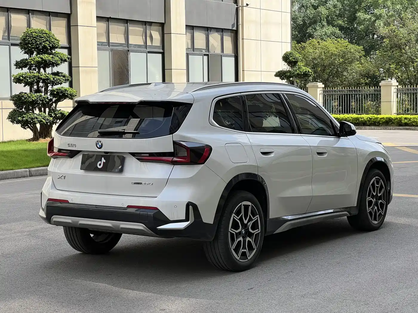 BMW X1 2024 sDrive25Li X Design Package фото 23