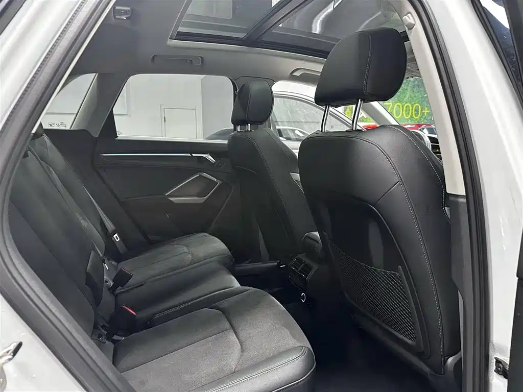 Audi Q3 2022 35 TFSI Fashion Dynamic фото 17