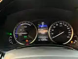 Фото 23 - Lexus NX