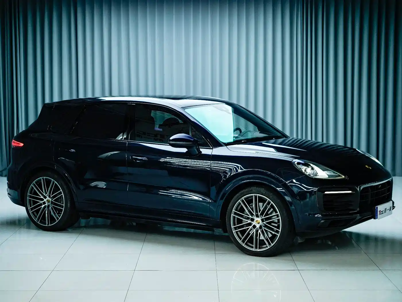 Porsche Cayenne 2023 Cayenne S 2.9T Platinum Edition фото 4