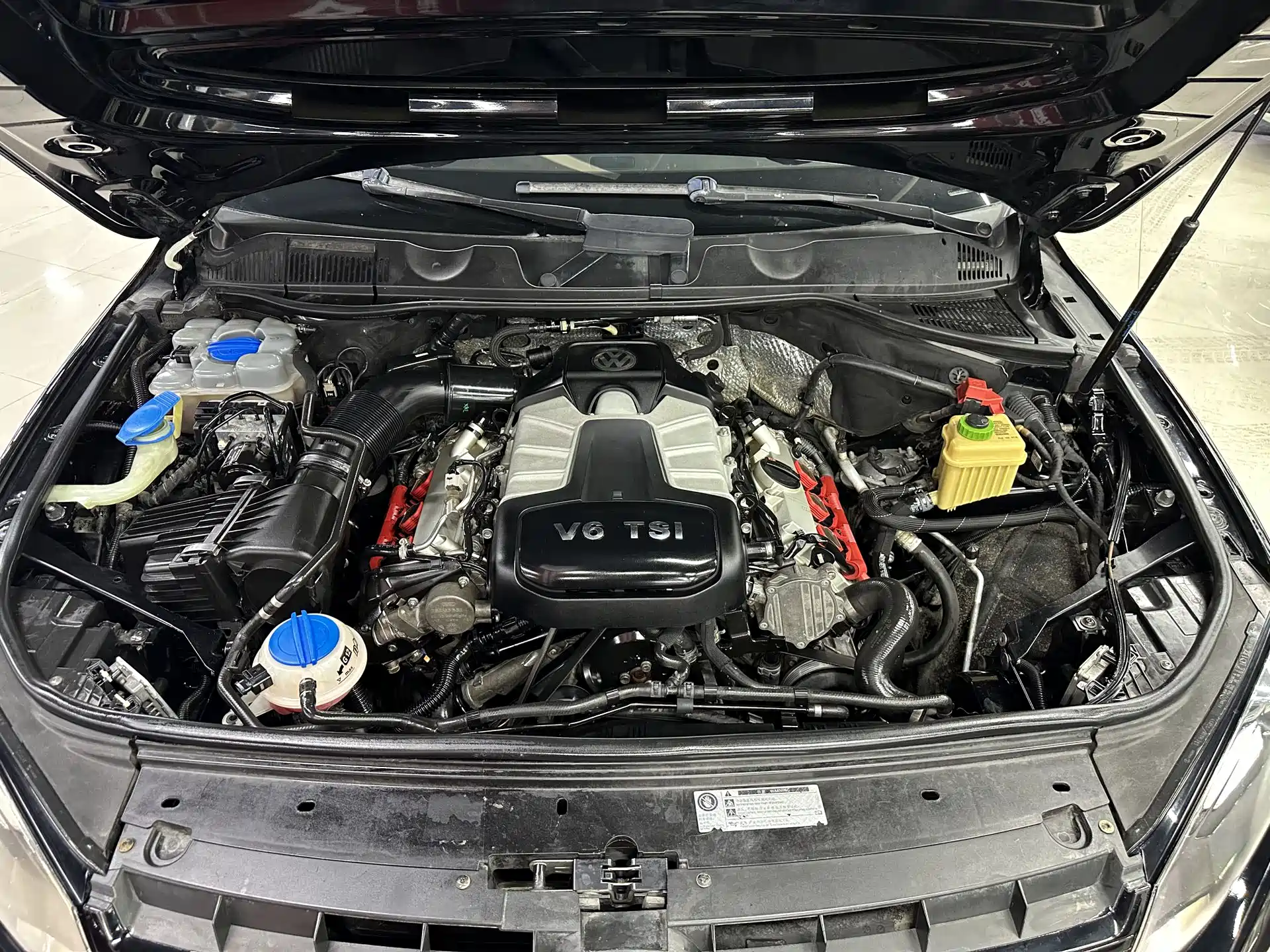 Фото 8 - Volkswagen Touareg