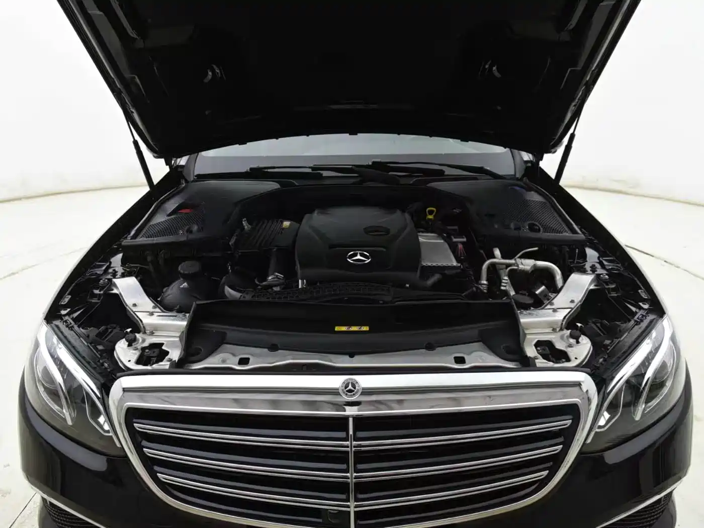 Mercedes-Benz E-Class 2016 E 300 L Sport Luxury фото 12