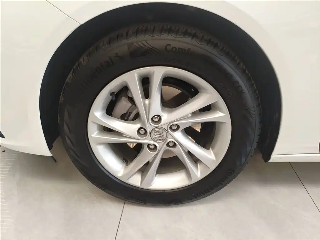 Buick Regal 2020 552T Luxury фото 23