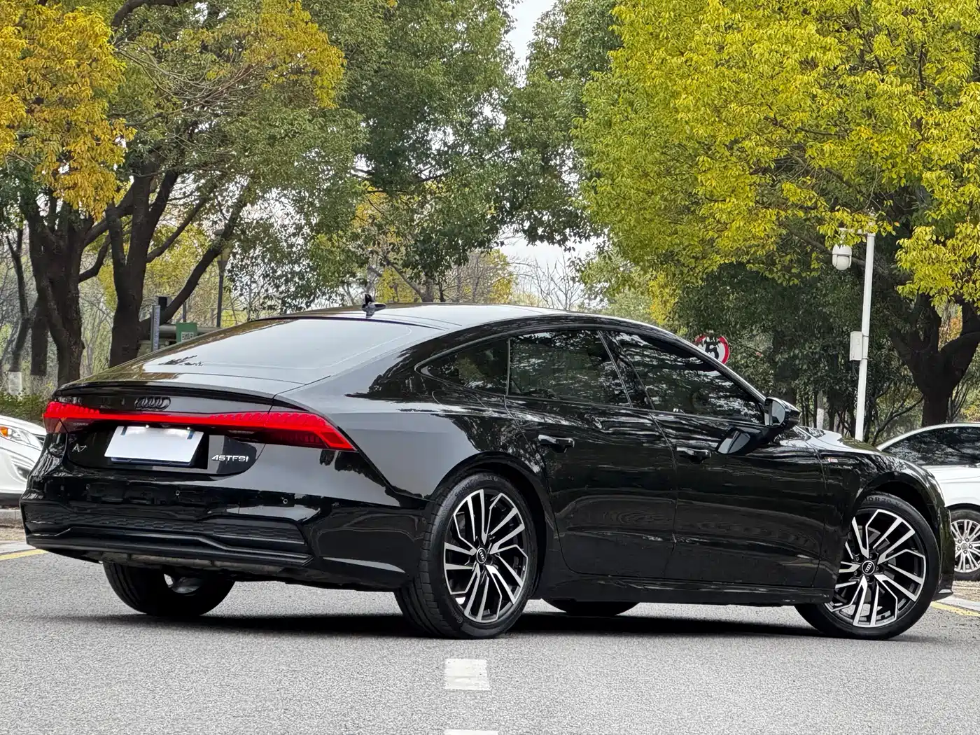 Audi A7 2024 45 TFSI Premium Selection фото 3