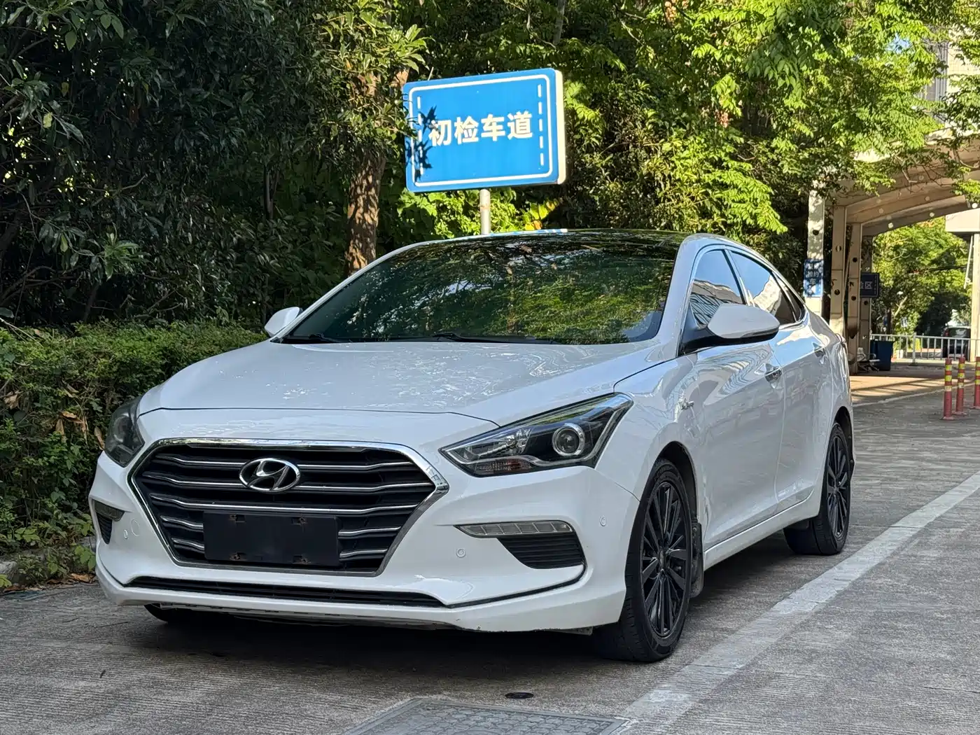 Hyundai Mistra 2017 1.6T Automatic Smart GLS (China V)