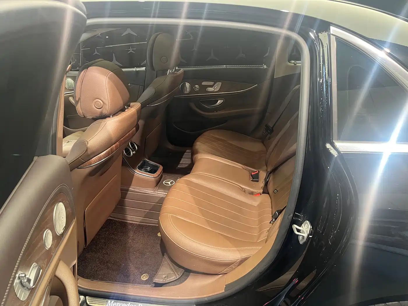 Mercedes-Benz E-Class 2022 E 300 L Luxury фото 11
