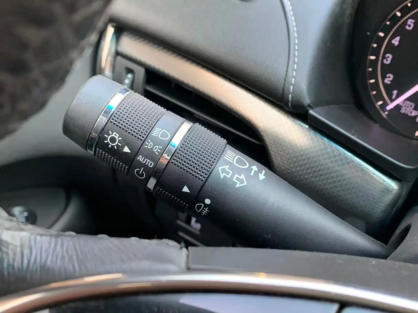 Cadillac ATS-L 2017 28T Technology фото 13
