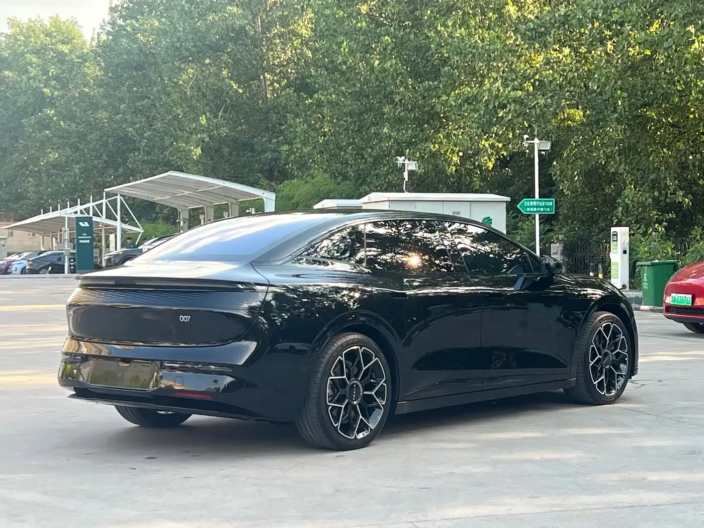 ZEEKR 007 2024 2024 RWD Enhanced 75kWh