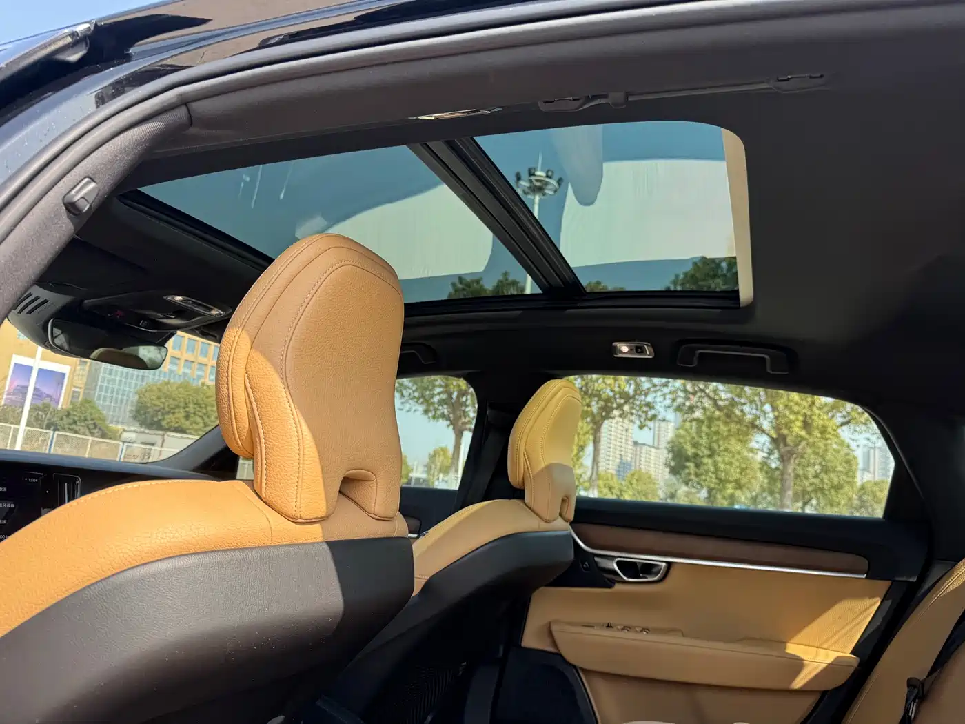 Volvo S90 2020 T5 Momentum Luxury Edition фото 14