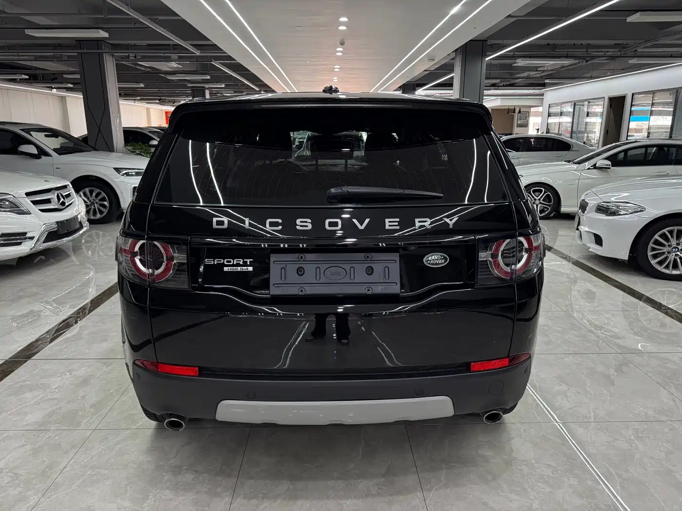 Land Rover Discovery Sport 2016 2.0T HSE фото 5