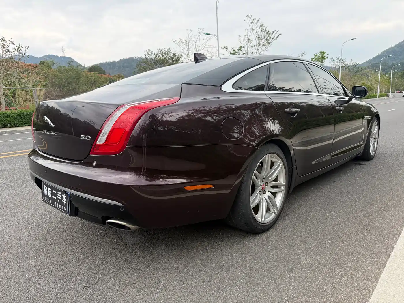 JAGUAR XJ