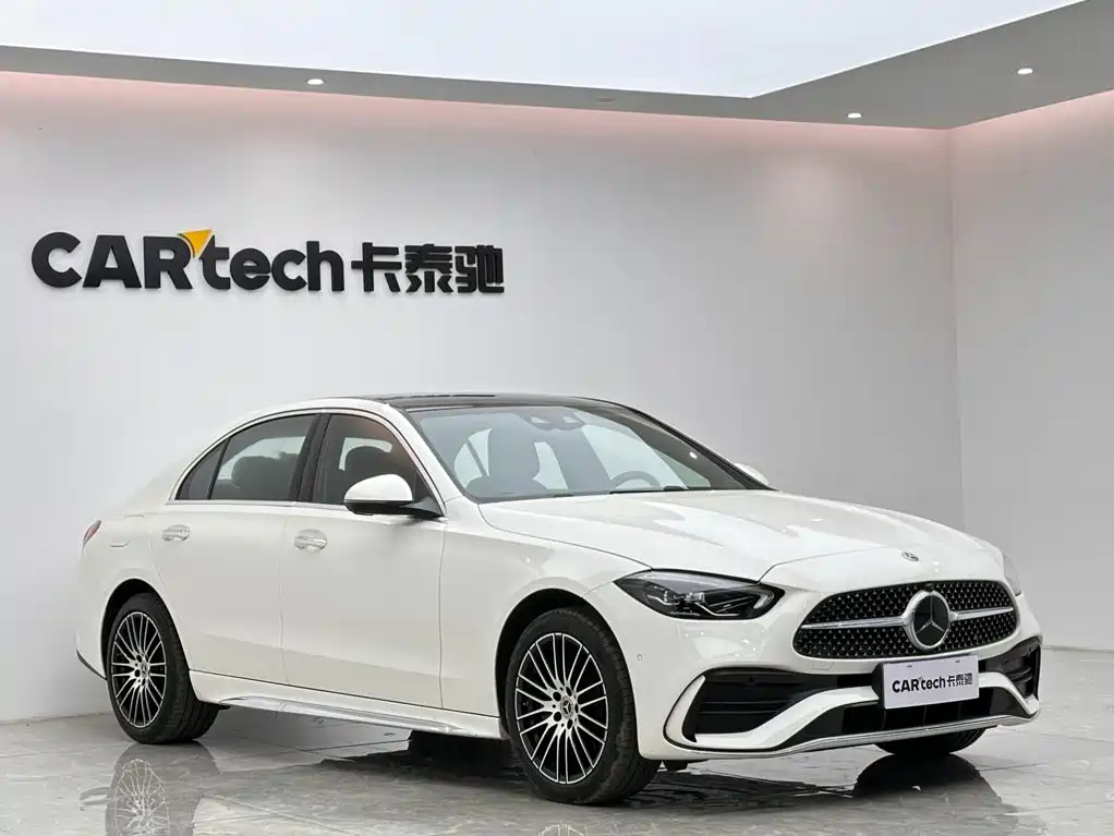 Фото 6 - Mercedes-Benz C-Class