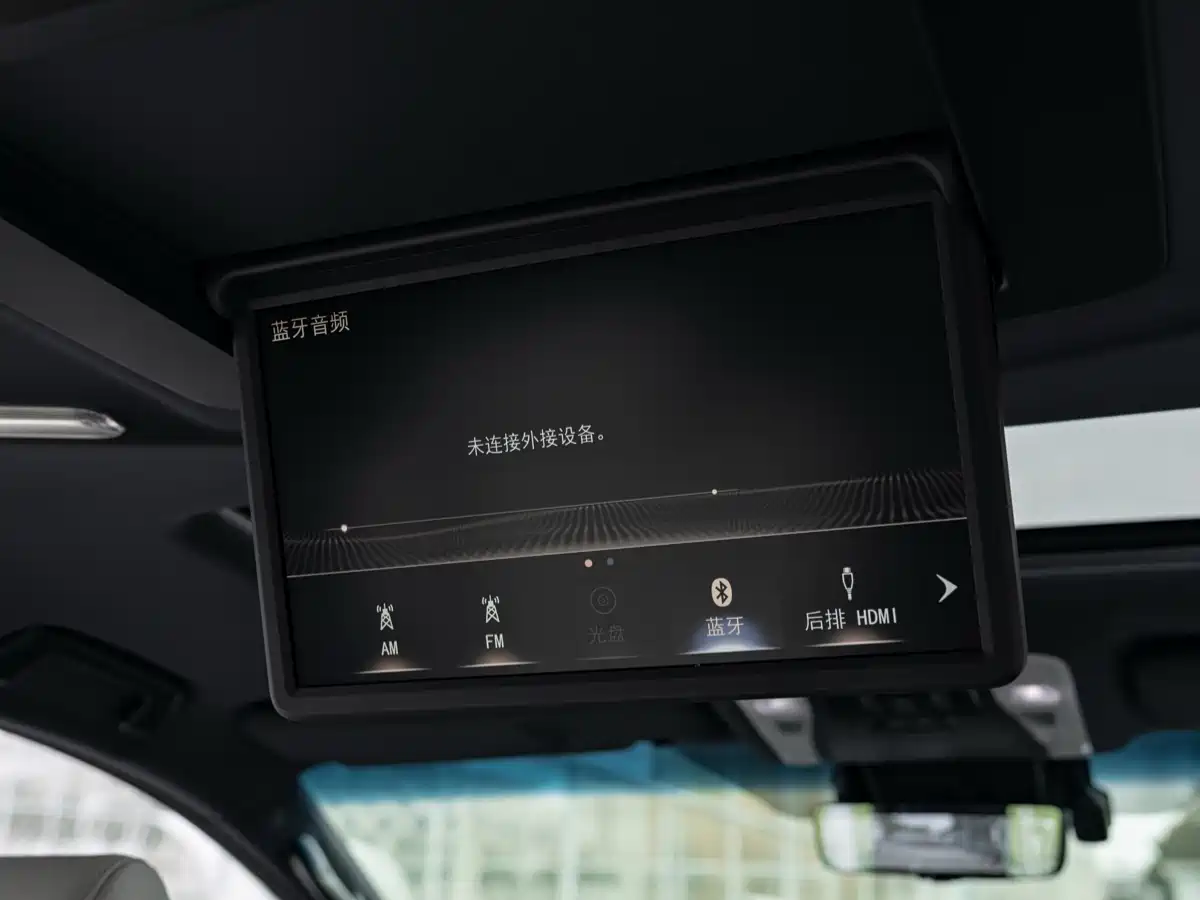 Lexus LM 2020 300h Seven-Seater Elegance Edition фото 26