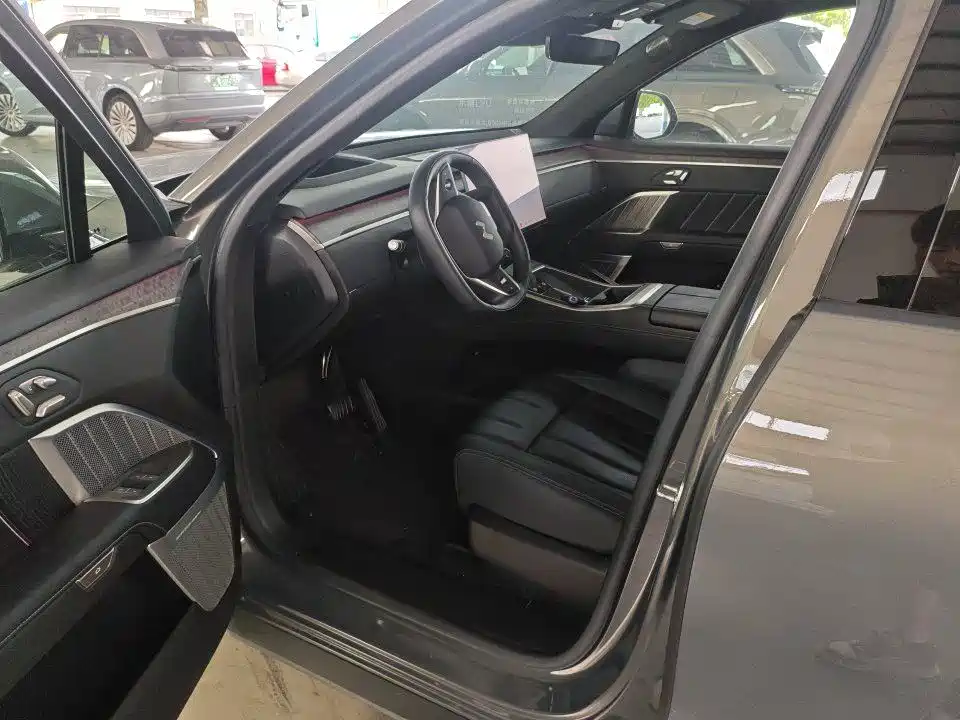 Ledao L90 2025 2025 AWD Base Model
