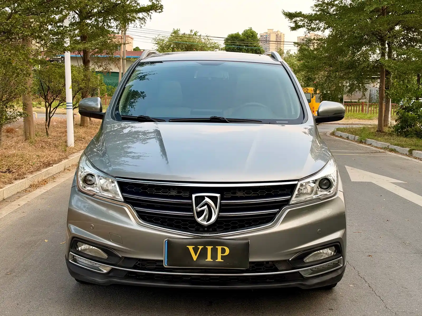 Фото 2 - Baojun 730