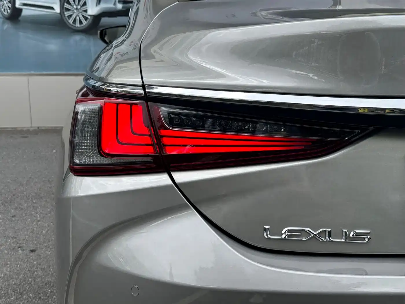 Lexus ES 2020 200 Excellence фото 7