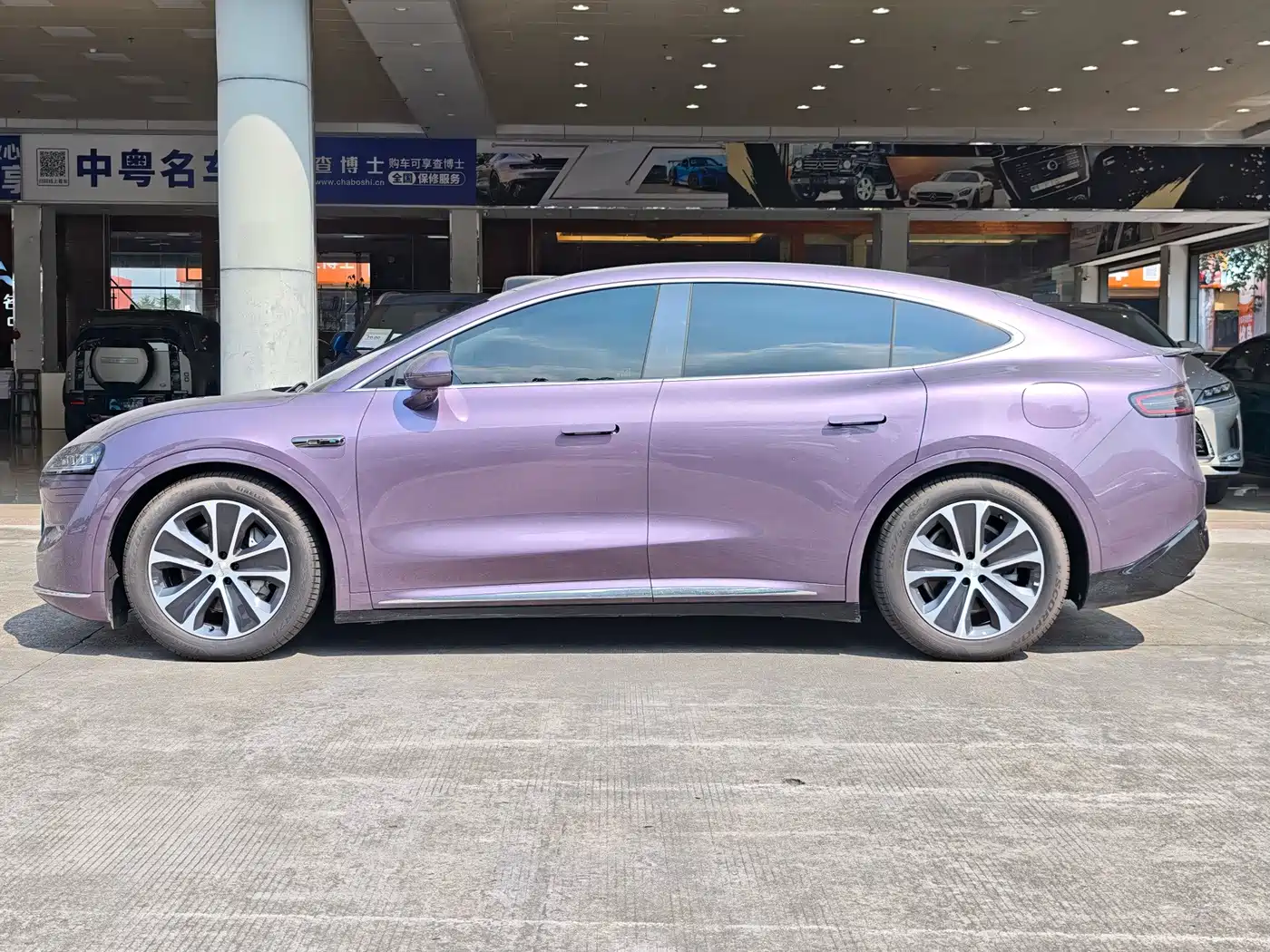 Zhijie Luxeed R7 2025 2024 Pure Electric 667km Max