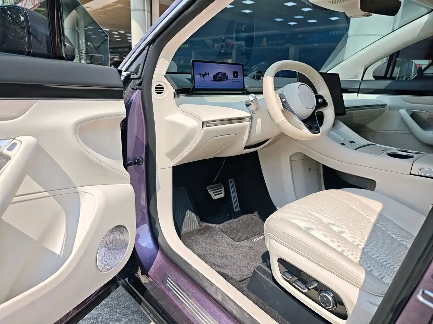 Zhijie Luxeed R7 2025 2024 Pure Electric 667km Max