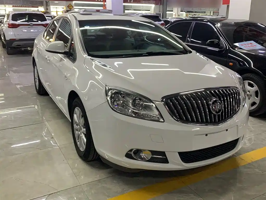 Buick Excelle 2013 GT 1.6L Automatic Fashion Edition фото 4