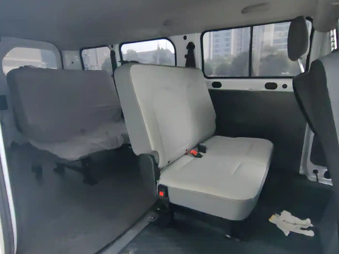 Wuling Motors Wuling Yangguang 2026 2026 Model 440km Passenger Van Comfort Version (6-Seater)