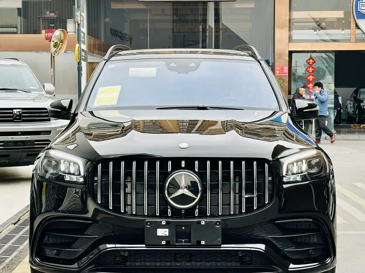 MERCEDES-BENZ GLS AMG