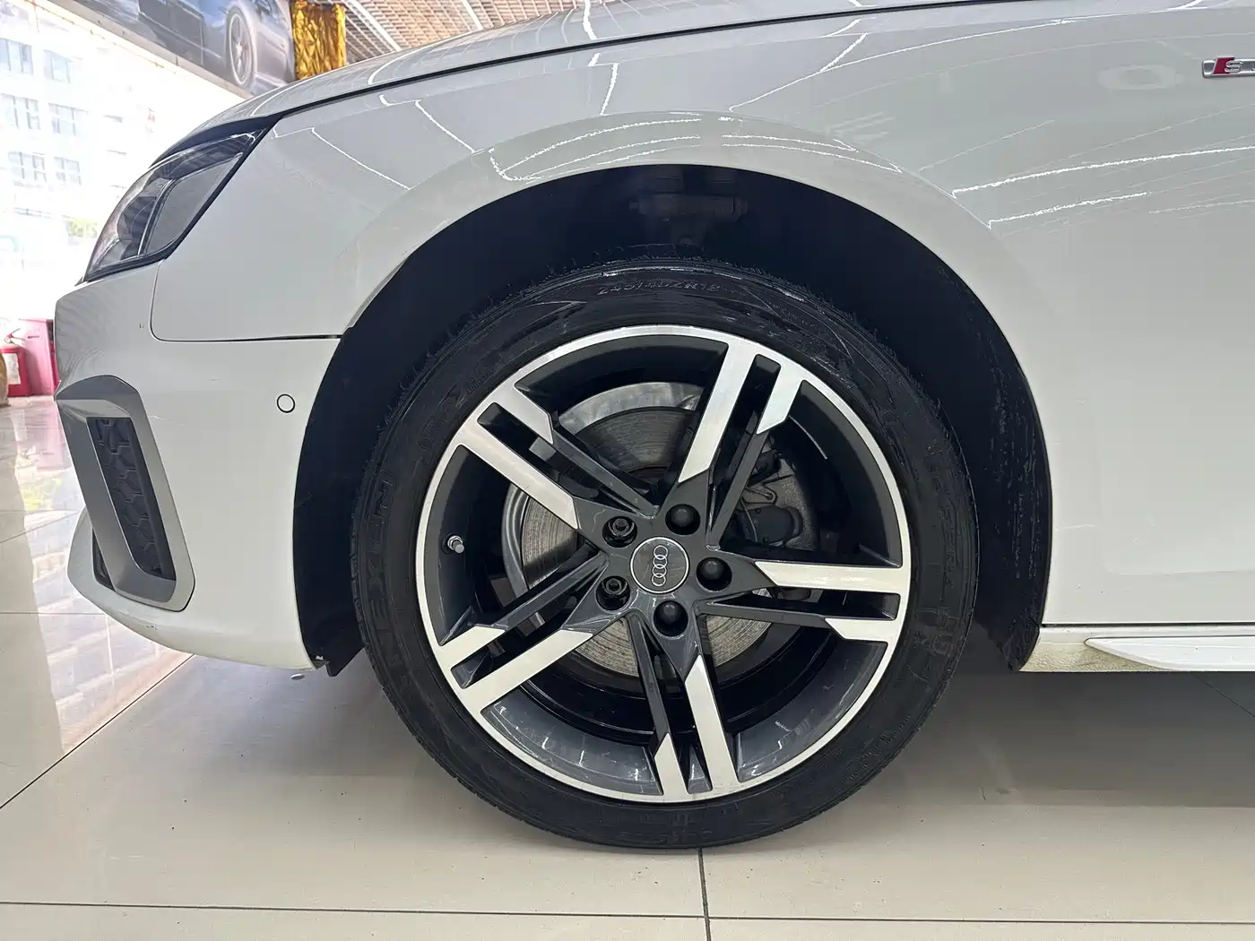 Audi A4L 2020 40 TFSI Luxury Dynamic фото 22