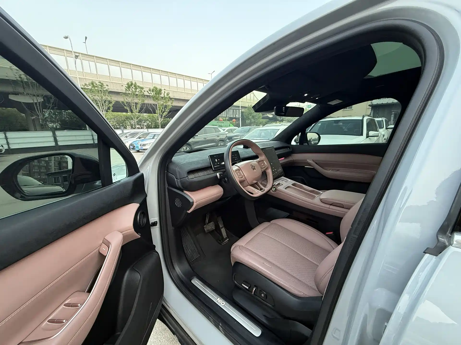 Фото 7 - NIO EC6