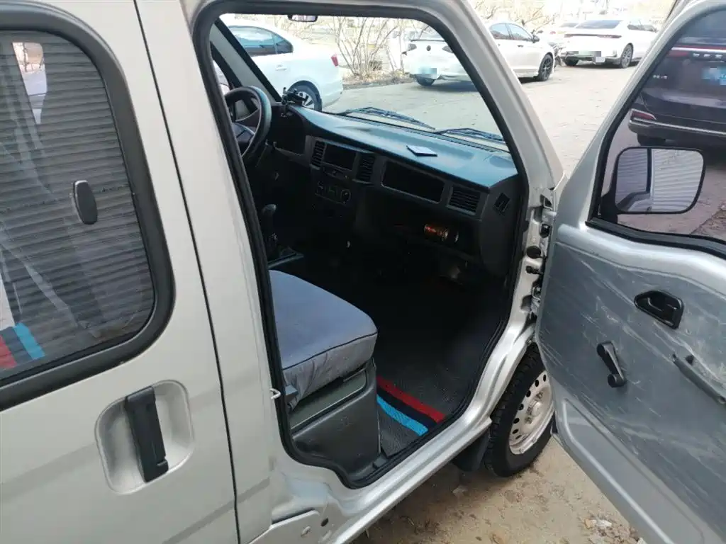 Wuling Motors Wuling Zhiguang 2022 2020 1.2L Utility China VI LSI