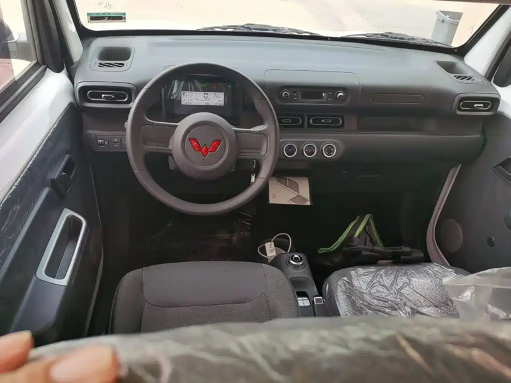 Wuling Motors Wuling Zhiguang NEV 2026 2025 Standard Version