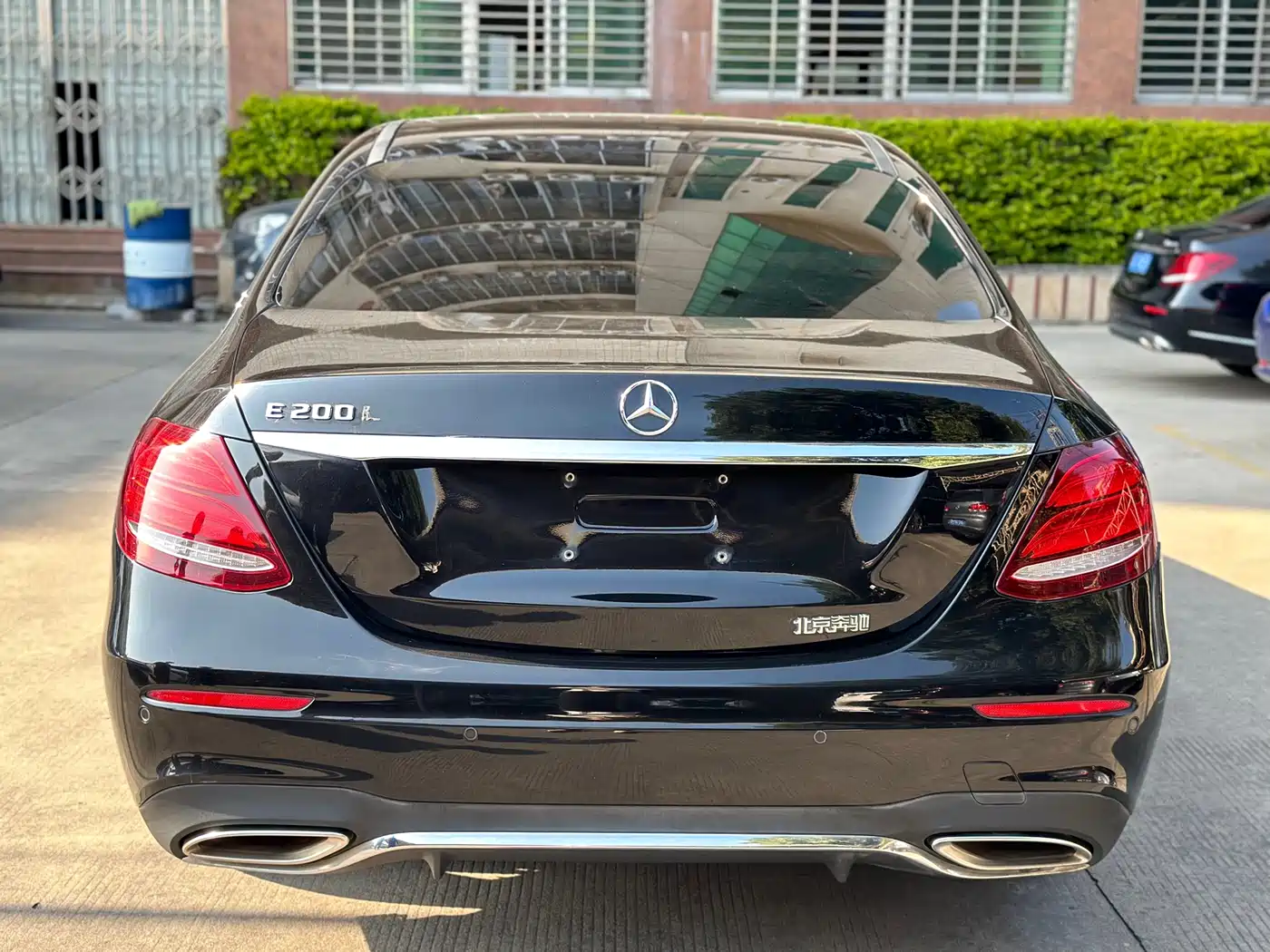Mercedes-Benz E-Class 2016 E 200 L Sport Type фото 4
