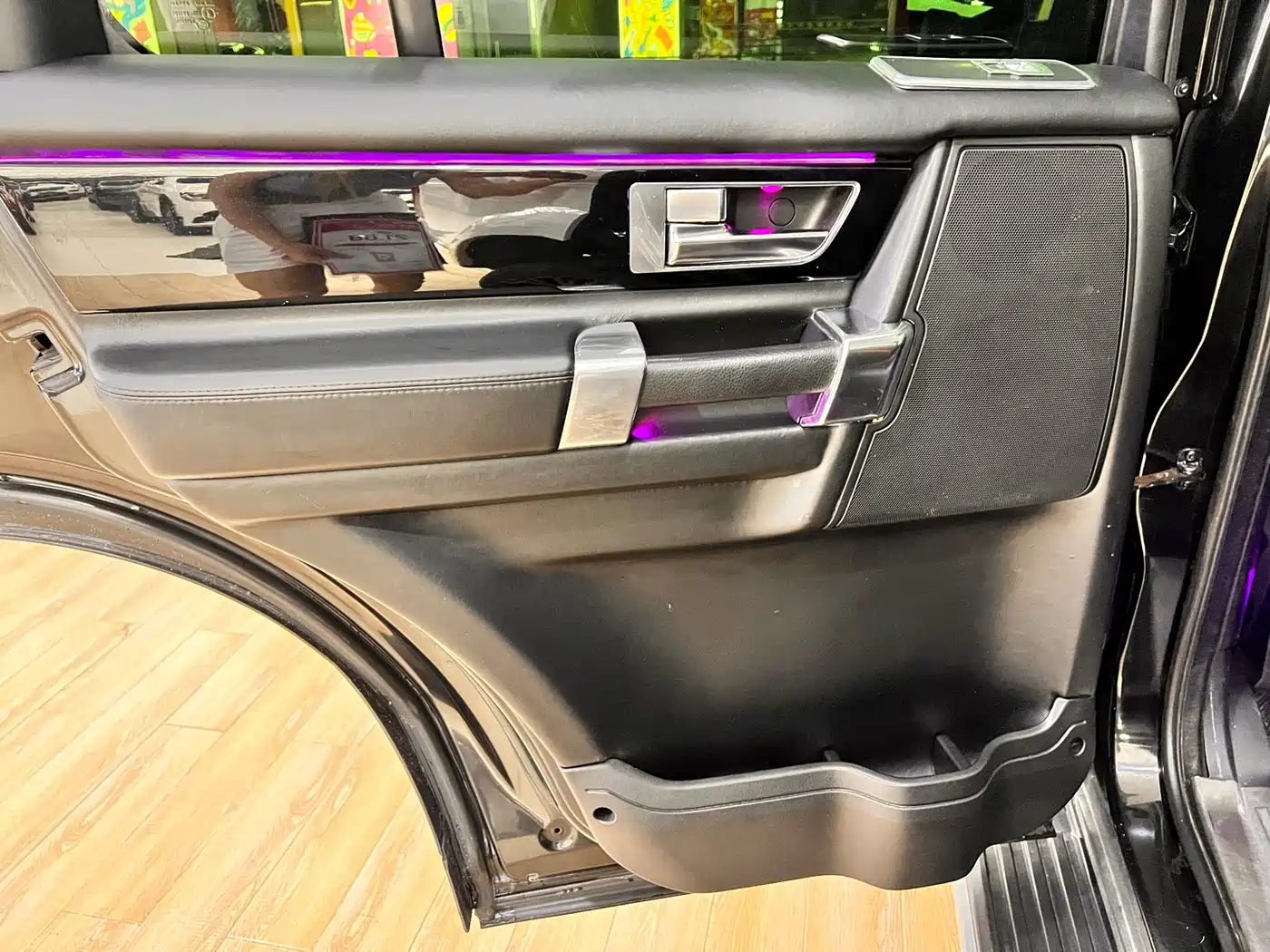 Photo 14 - Land Rover Discovery