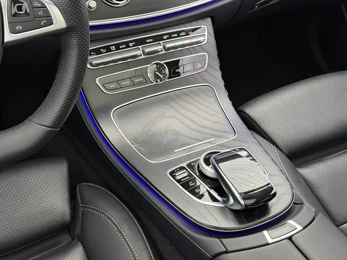 Mercedes-Benz E-Class 2018 Facelift E 200 L Sport фото 12