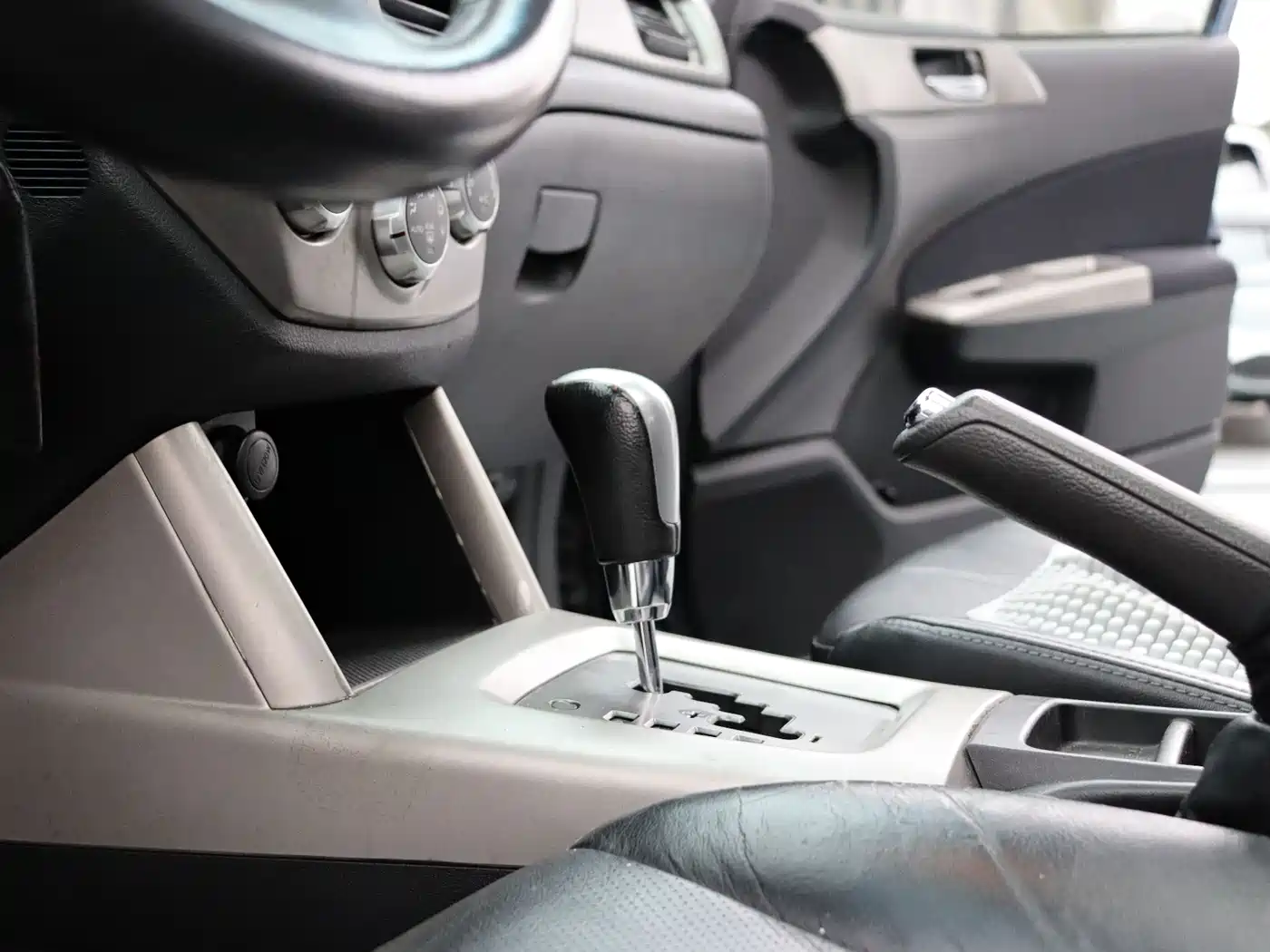 Subaru Forester 2008 2.0XS Automatic Luxury фото 14