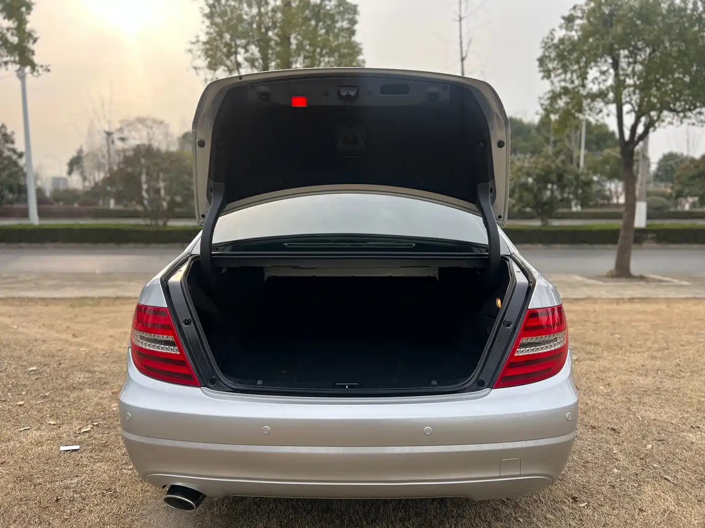 Mercedes-Benz C-Class 2013 Model C 180 CGI Classic фото 19