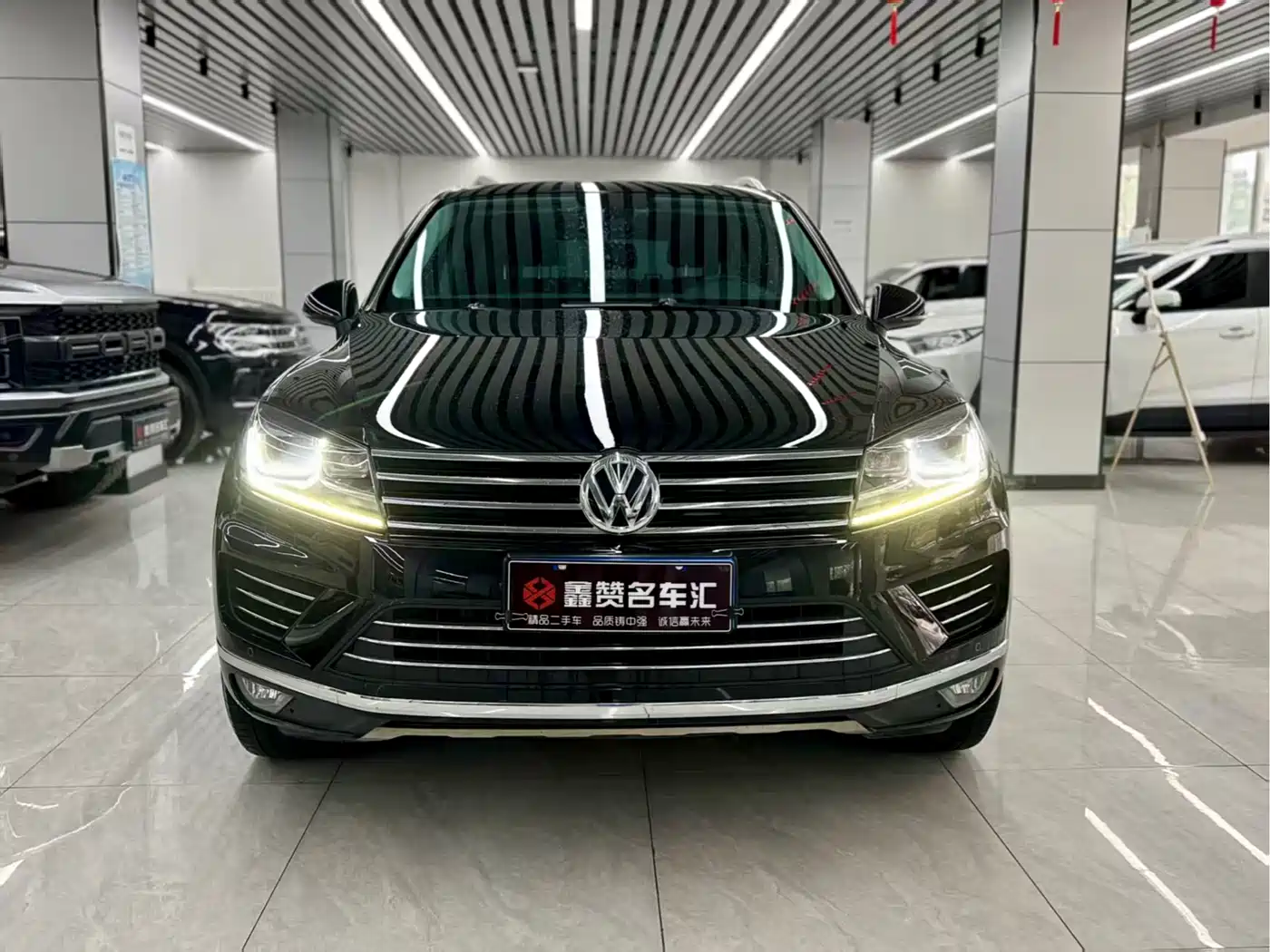 Volkswagen Touareg 2017 3.0TSI Explorer Edition фото 9