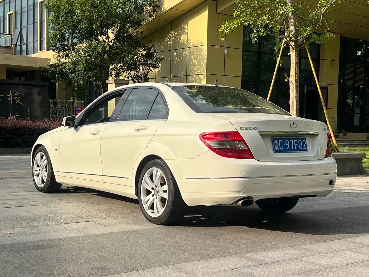 Фото 4 - Mercedes-Benz C-Class