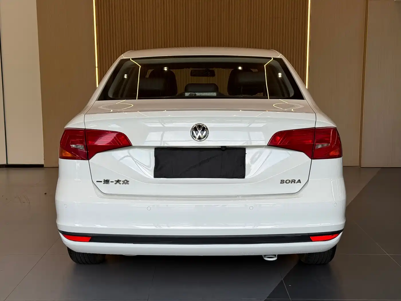 Volkswagen Bora 2018 1.5L Automatic Fashion фото 18