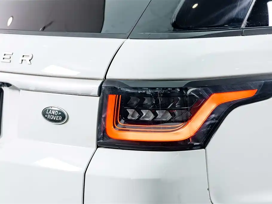 Land Rover Range Rover Sport PHEV 2018 Model P400e фото 8