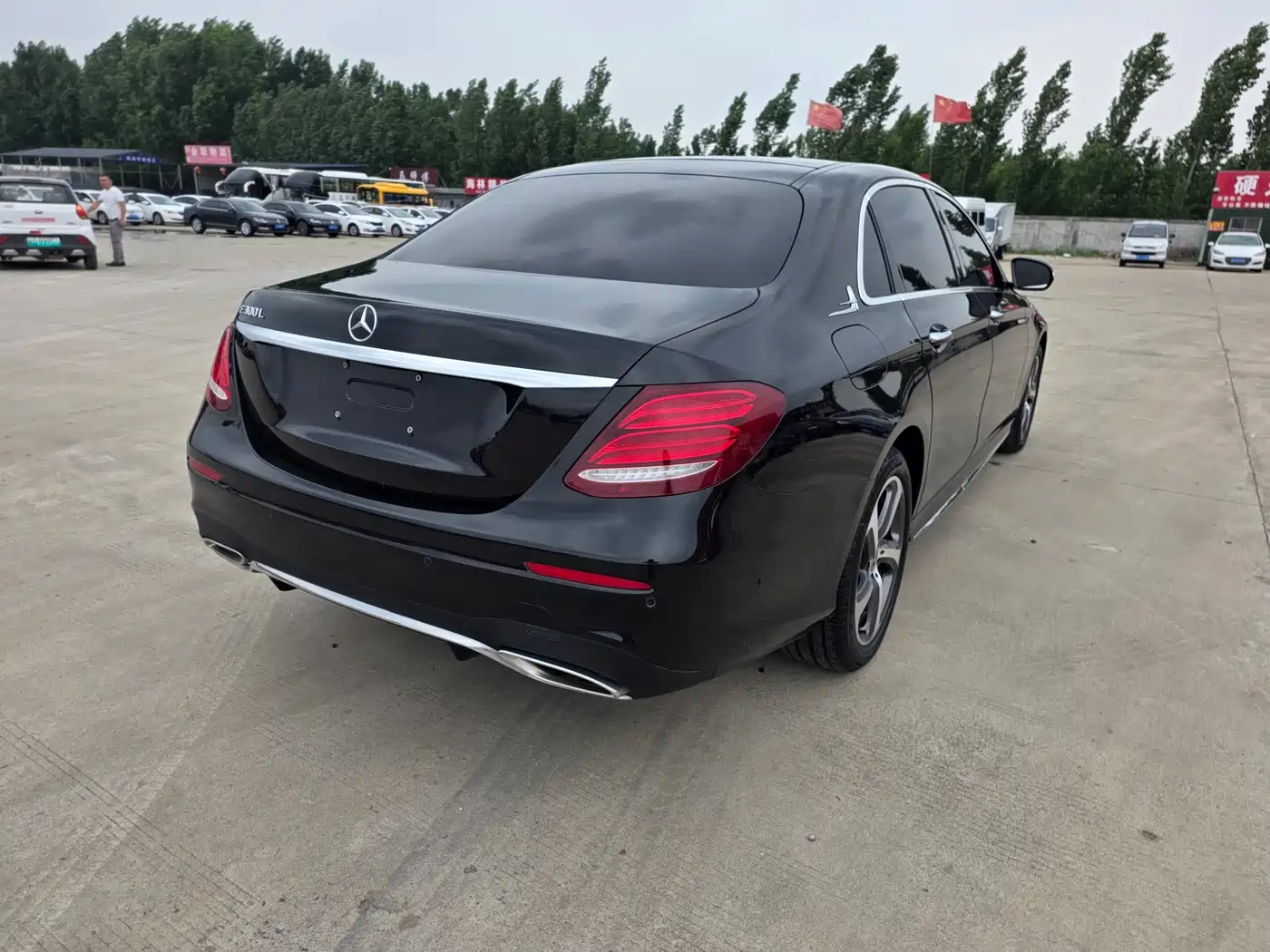 Mercedes-Benz E-Class 2018 Facelift E 300 L Sport Fashion фото 6