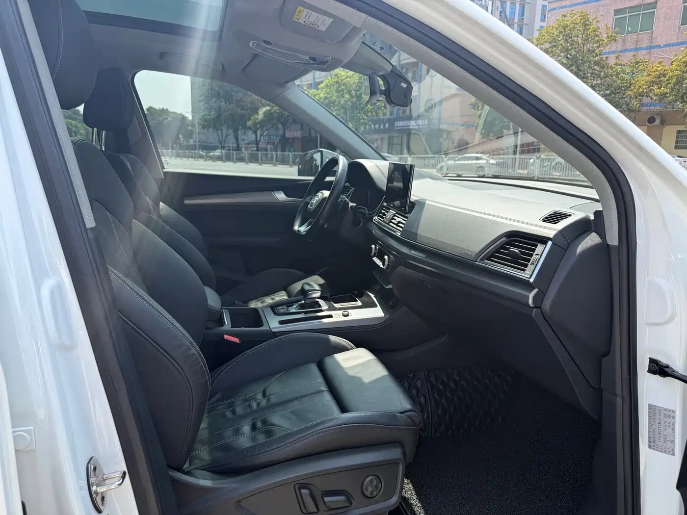 Audi Q5L 2021 40 TFSI Fashion Dynamic фото 11