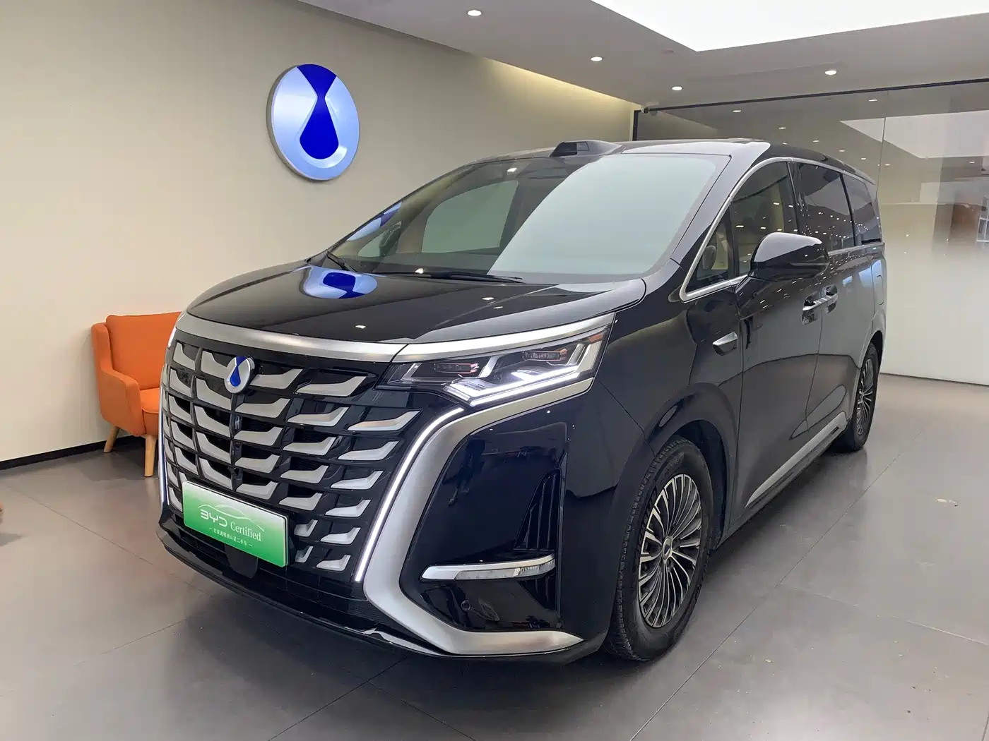 Denza D9 2025 2025 Model DM-i Smart Drive Edition 1020 AWD Flagship