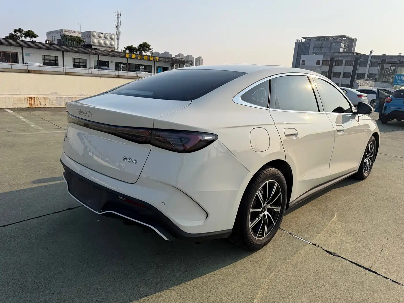 BYD Seal 06 New Energy 2024 DM-i 120KM Honor фото 5