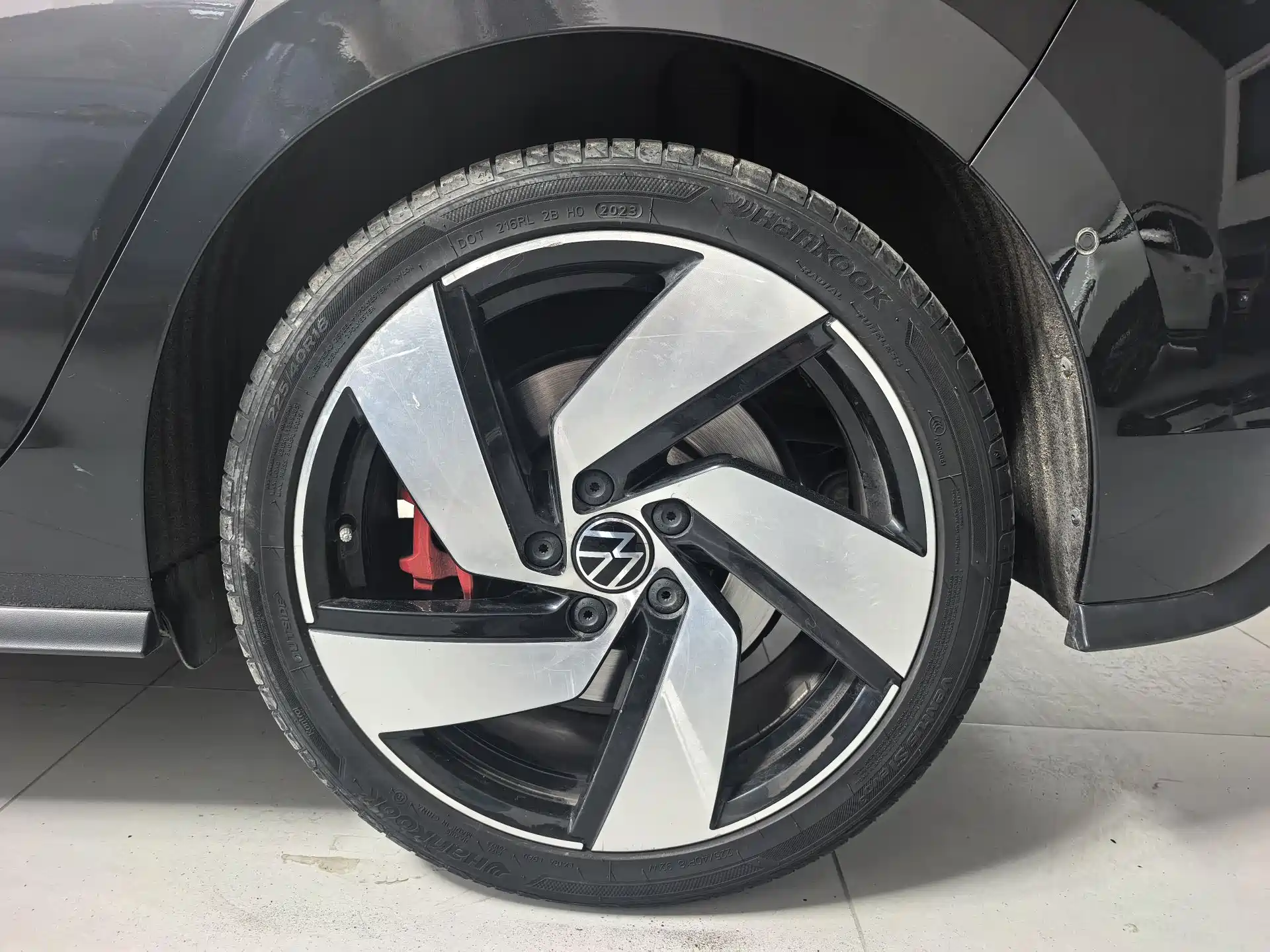 Photo 16 - Volkswagen Golf GTI