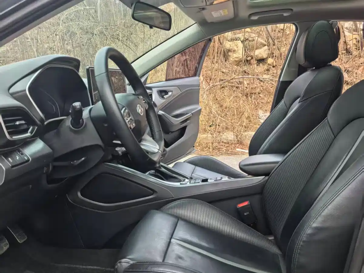 Hyundai Fista 2019 280TGDi Smart Speed Edition China VI фото 4